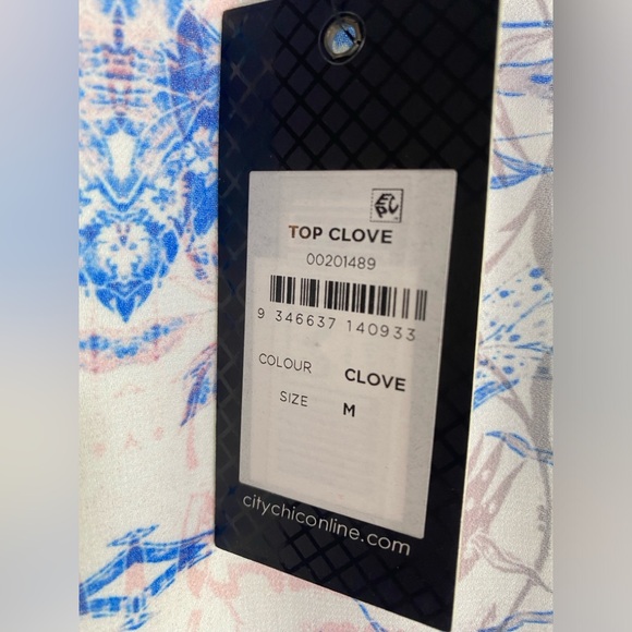 City Chic Blue Pink White Top Clove Diamante detailing Top Size 18 NWT SKU0411 - Picture 7 of 10
